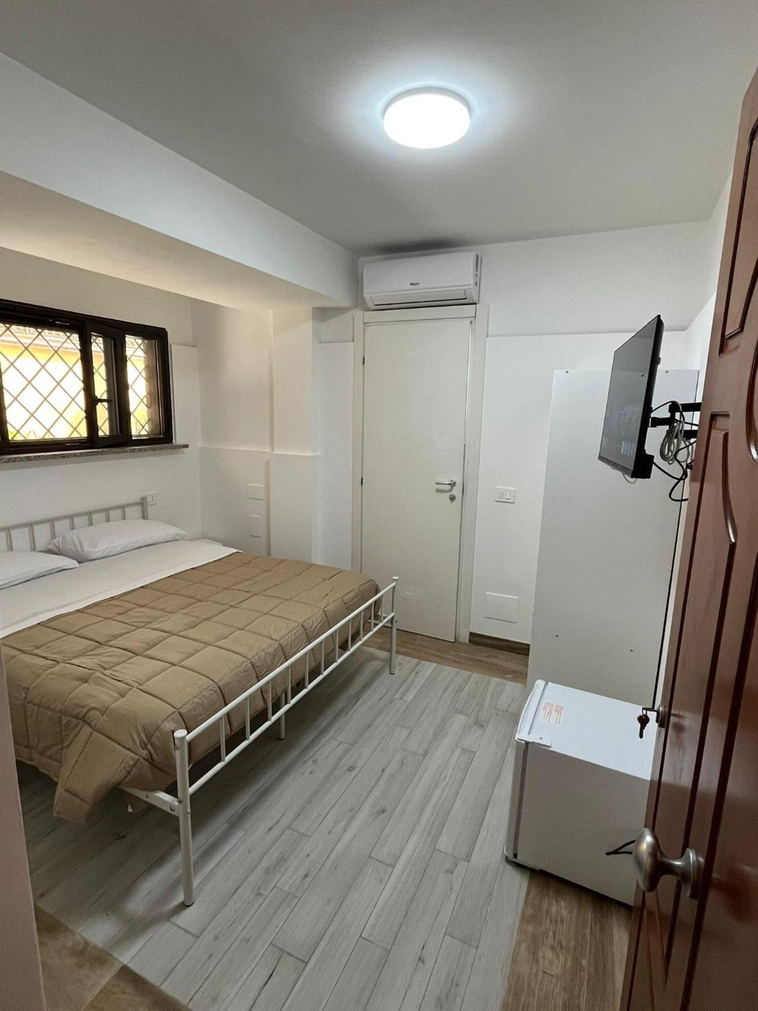 Aurora Rooms Pomigliano d'Arco Εξωτερικό φωτογραφία