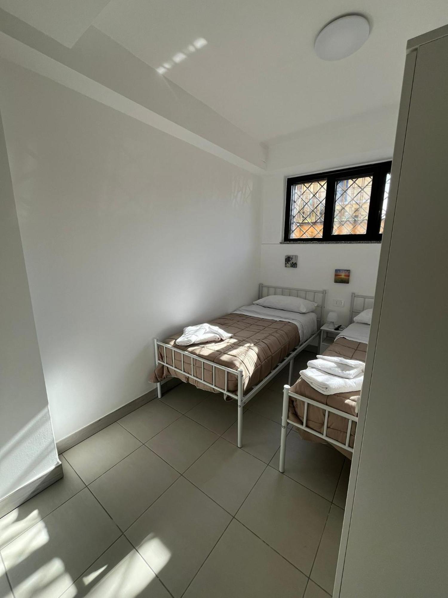 Aurora Rooms Pomigliano d'Arco Εξωτερικό φωτογραφία