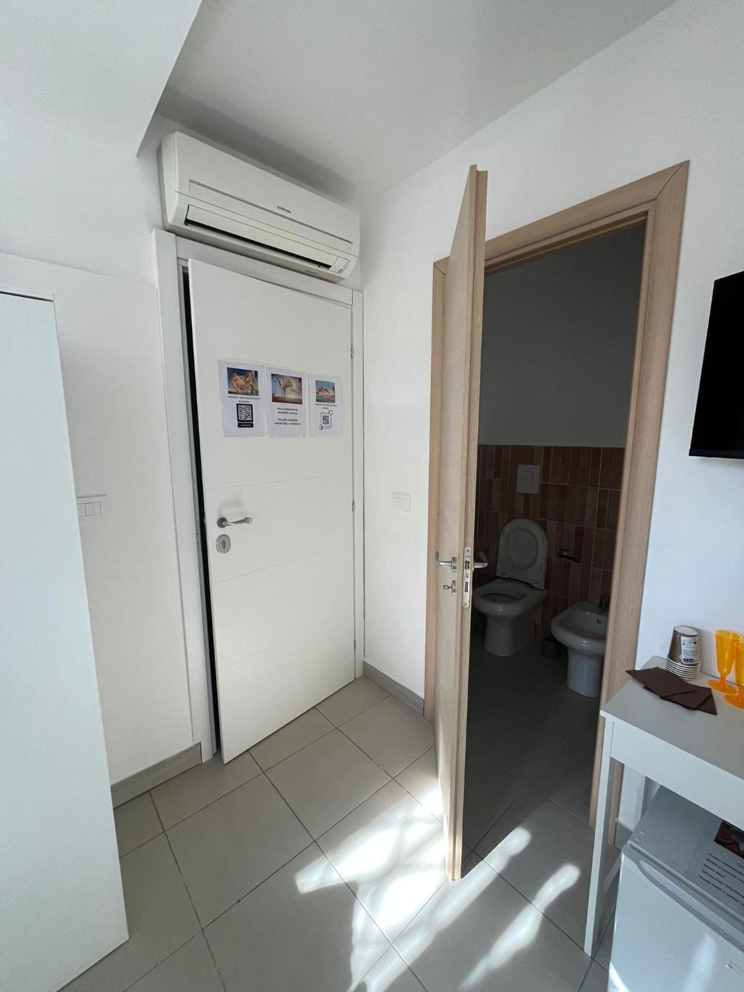 Aurora Rooms Pomigliano d'Arco Εξωτερικό φωτογραφία