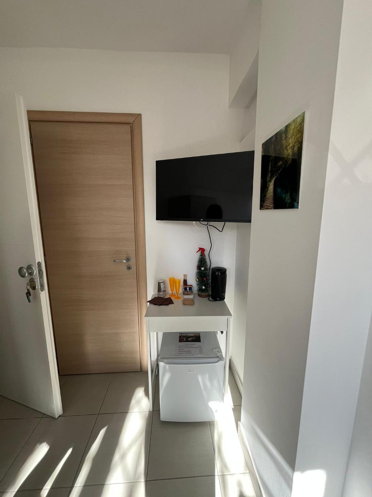 Aurora Rooms Pomigliano d'Arco Εξωτερικό φωτογραφία