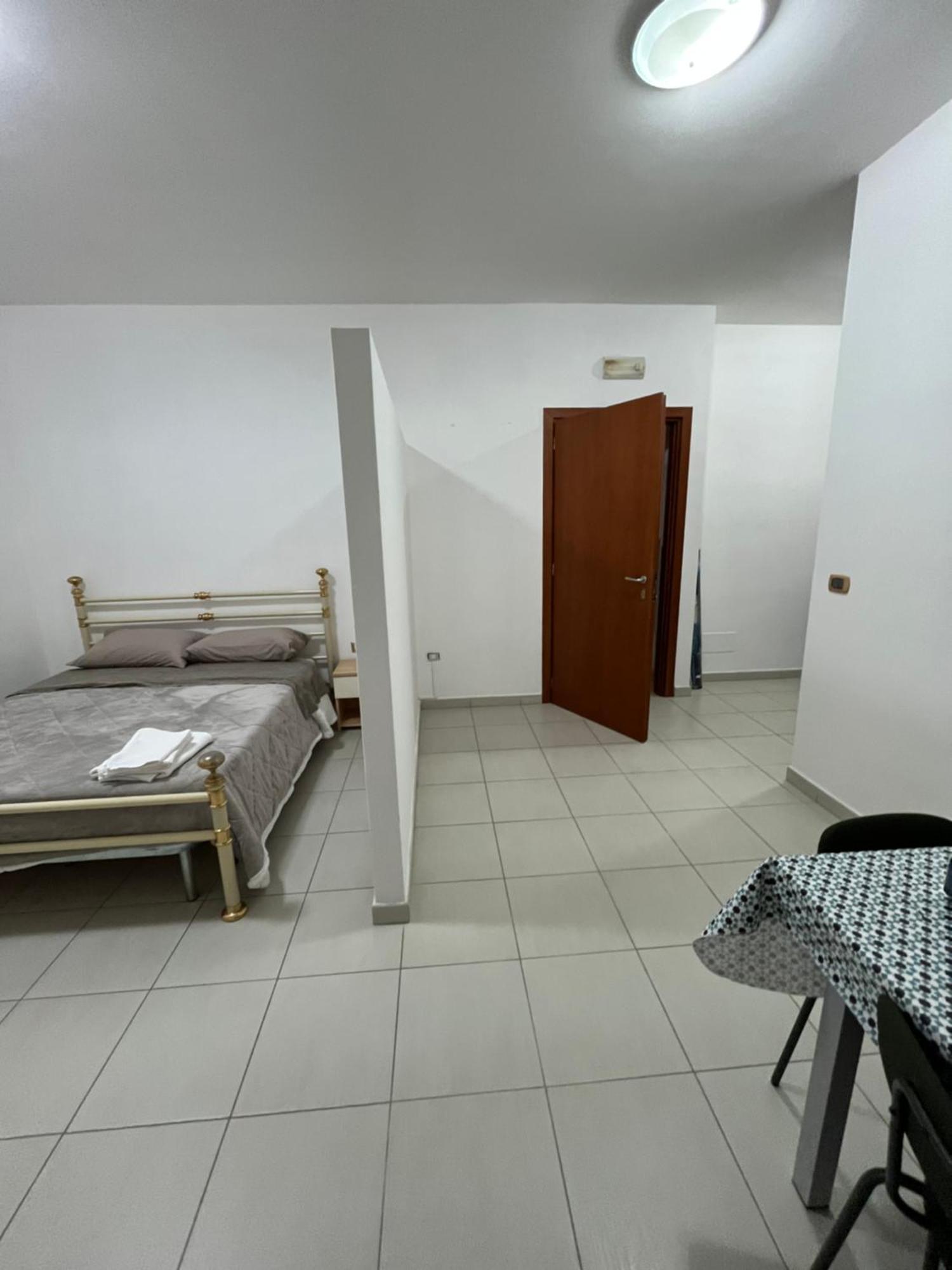 Aurora Rooms Pomigliano d'Arco Εξωτερικό φωτογραφία